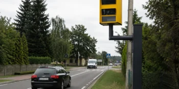 Czy fotoradar zawsze błyska? Sprawdź, kiedy robi zdjęcie